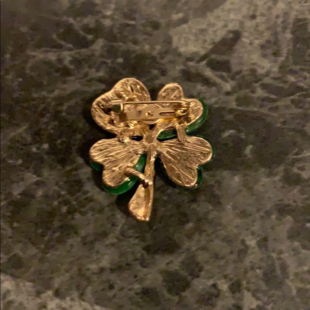 Shamrock brooch - Picture 6 of 7
